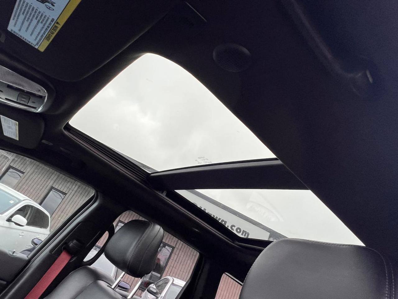 2019 Jeep Grand Cherokee SRT Photo