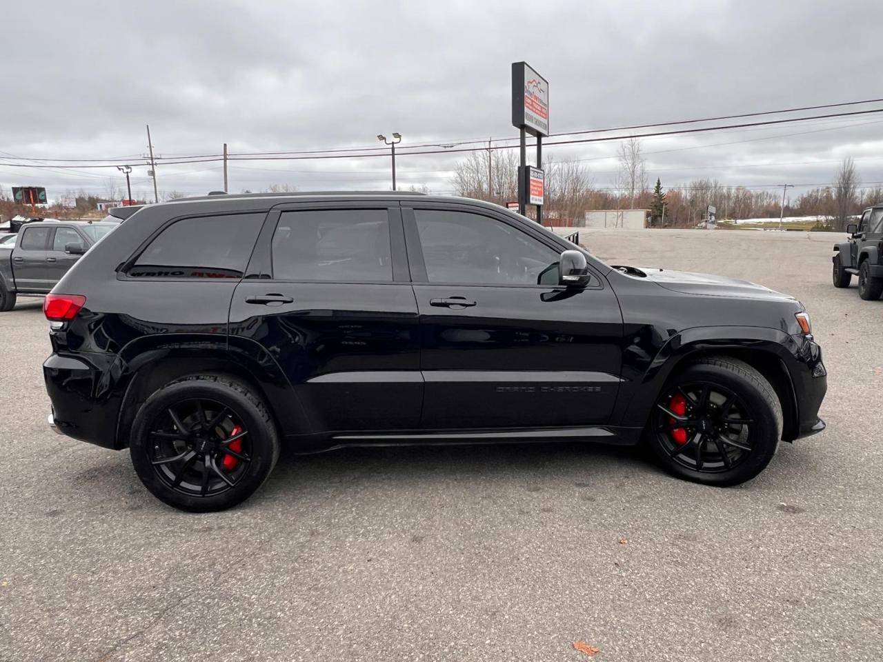 2019 Jeep Grand Cherokee SRT Photo