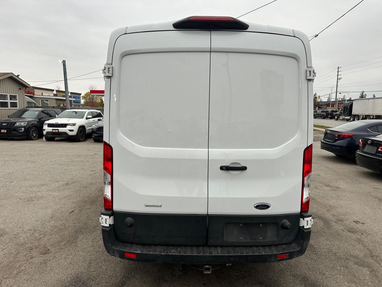 2019 Ford Transit  - Photo #4