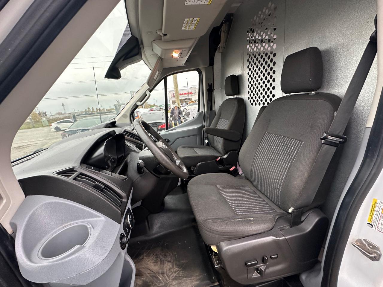 2019 Ford Transit  - Photo #10