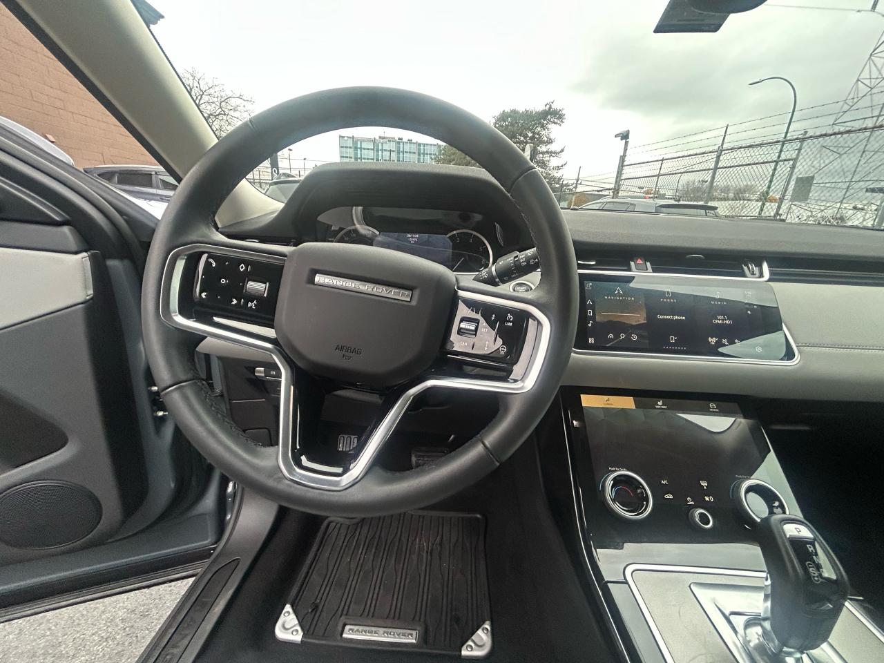 2023 Land Rover Range Rover Evoque SE - Photo #10