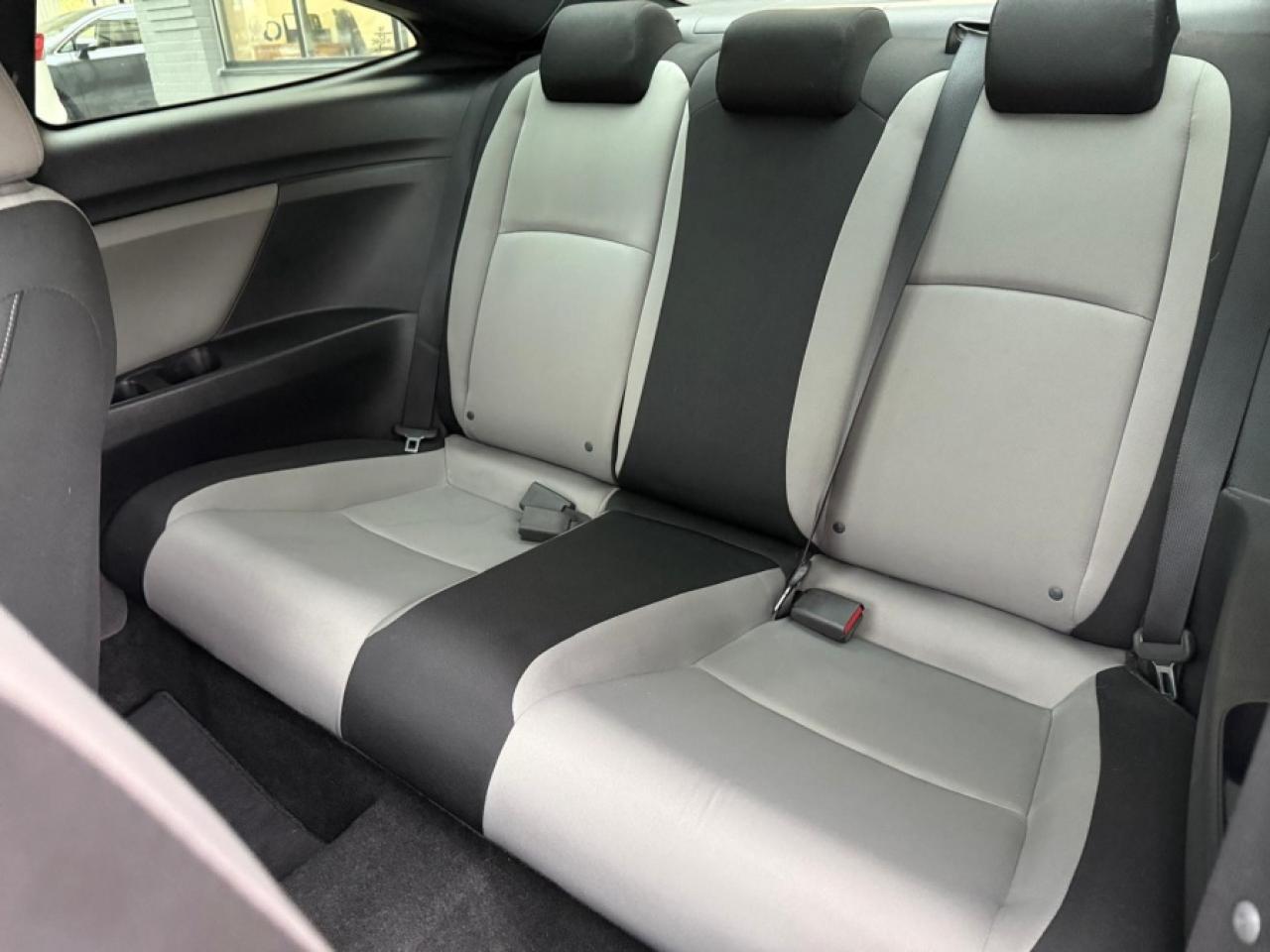 2017 Honda Civic EX-T/ COUPE/ CLEAN CARFAX/ APPLE CARPLAY/ SUNROOF - Photo #16