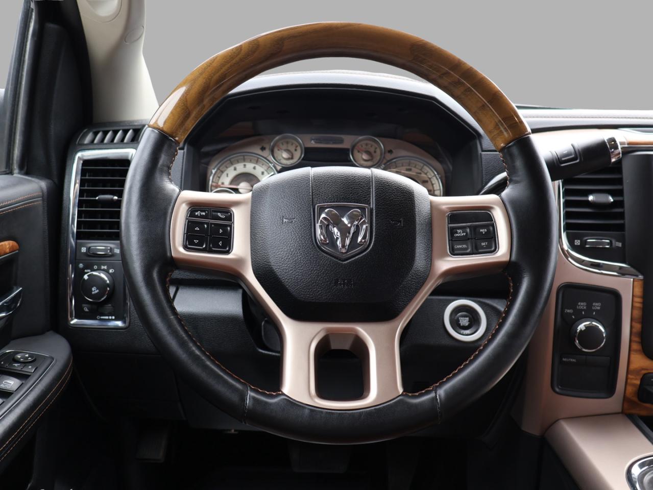 2016 RAM 2500 LONGHORN CREW DIESEL 4WD *1 OWNER*DODGE MAINTAIN* DUEL CAMERA NAV BLUETOOTH LEATHER HEAT/COOL P.SENSORS CRUISE ALLOYS - Photo #9