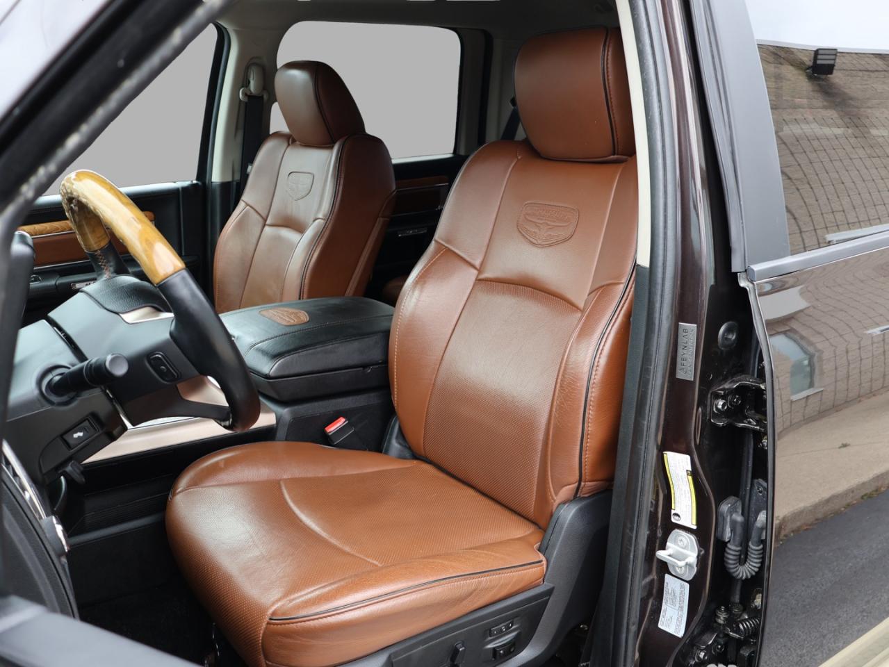 2016 RAM 2500 LONGHORN CREW DIESEL 4WD *1 OWNER*DODGE MAINTAIN* DUEL CAMERA NAV BLUETOOTH LEATHER HEAT/COOL P.SENSORS CRUISE ALLOYS - Photo #13