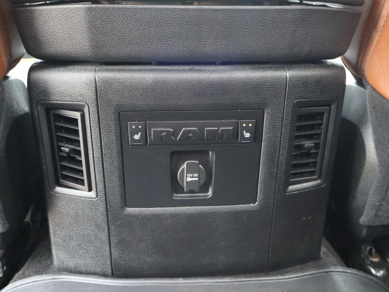 2016 RAM 2500 LONGHORN CREW DIESEL 4WD *1 OWNER*DODGE MAINTAIN* DUEL CAMERA NAV BLUETOOTH LEATHER HEAT/COOL P.SENSORS CRUISE ALLOYS - Photo #27