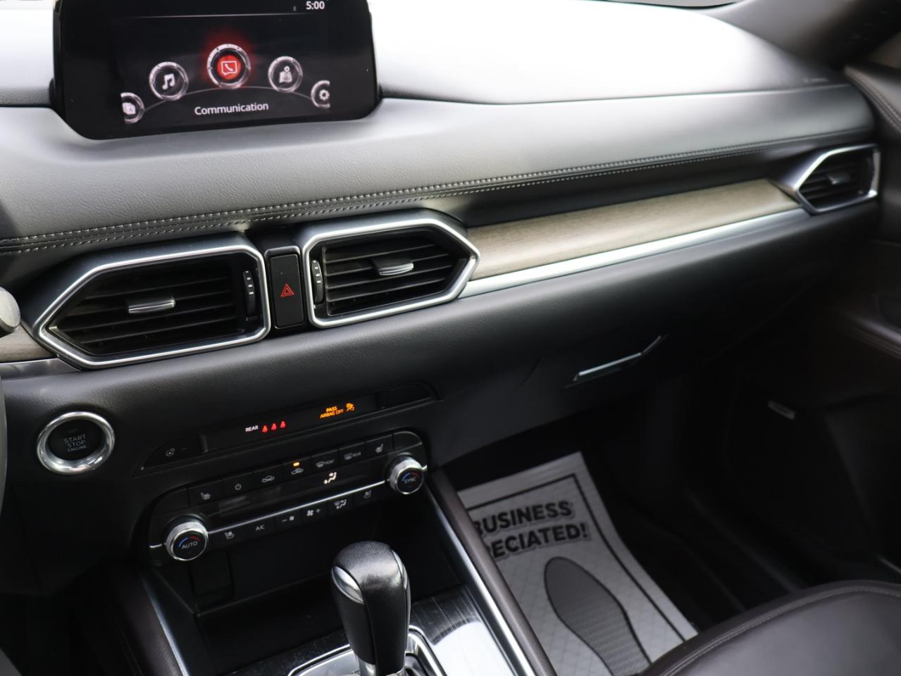 2019 Mazda CX-5 SIGNATURE AWD CERTIFIED *ACCIDENT FREE* CAMERA NAV BLUETOOTH HEATED LEATHER SEATS B.SPOT LANE CHANGE CRUISE ALLOYS - Photo #10