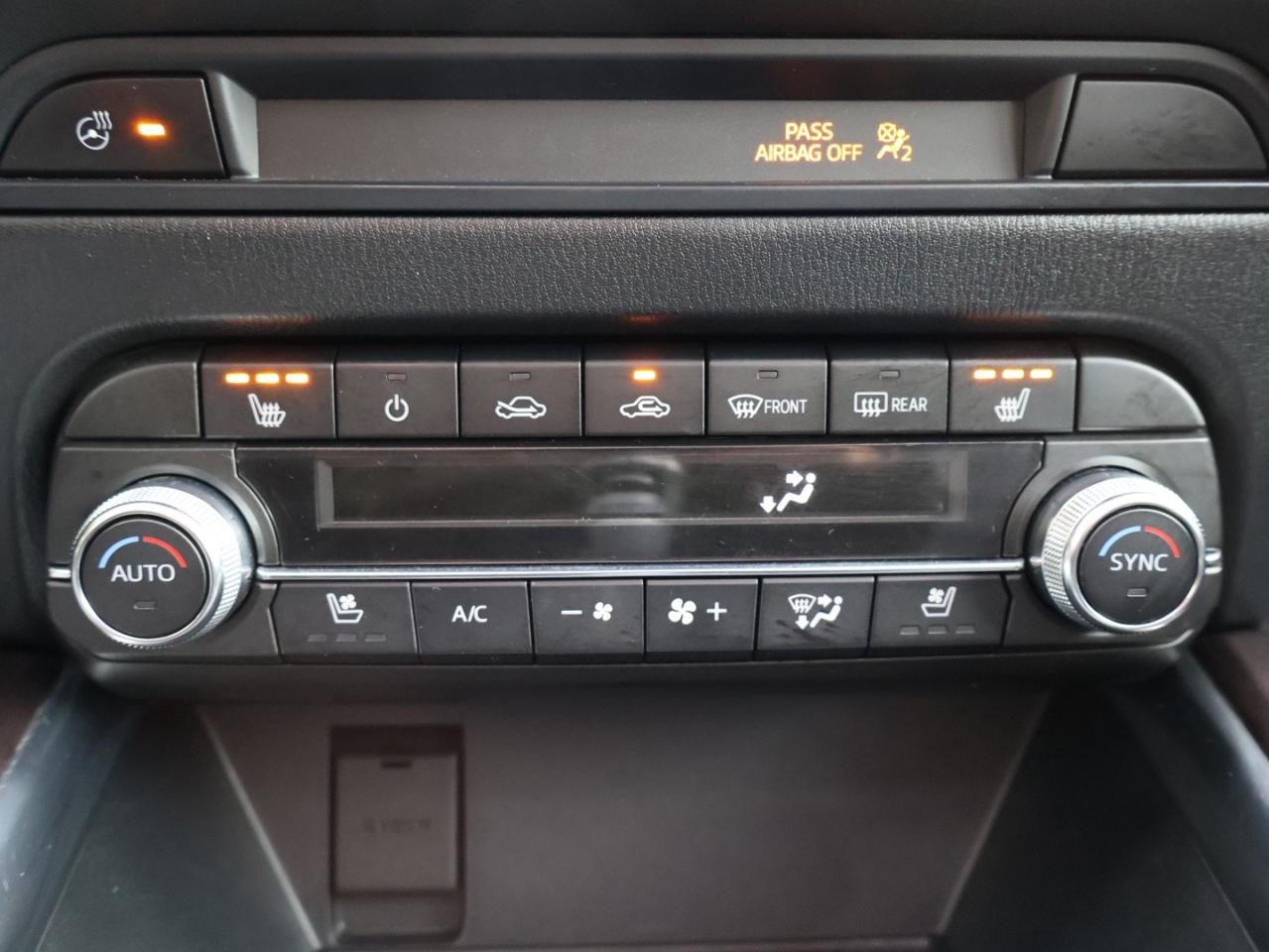 2019 Mazda CX-5 SIGNATURE AWD CERTIFIED *ACCIDENT FREE* CAMERA NAV BLUETOOTH HEATED LEATHER SEATS B.SPOT LANE CHANGE CRUISE ALLOYS - Photo #23