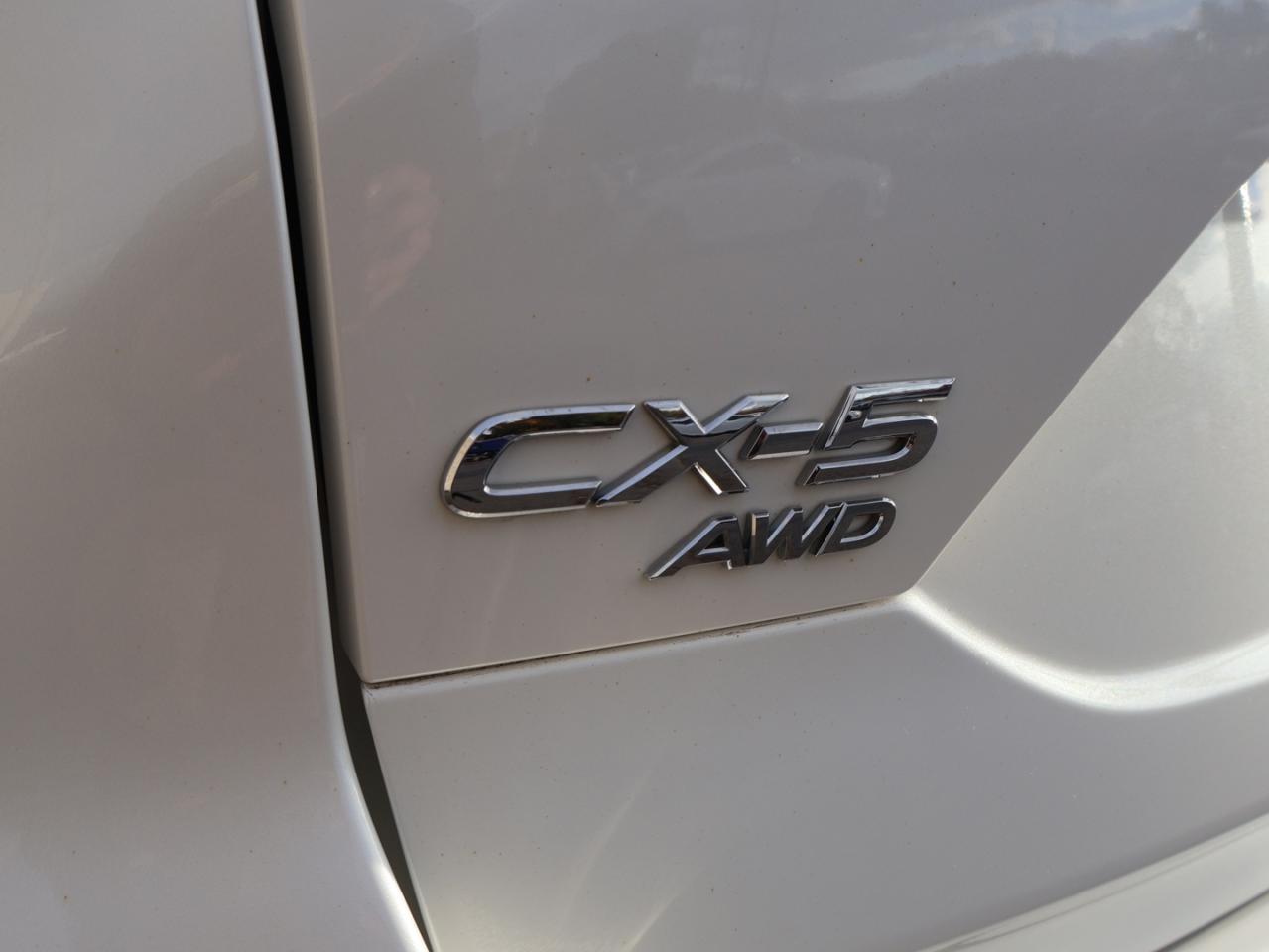 2019 Mazda CX-5 SIGNATURE AWD CERTIFIED *ACCIDENT FREE* CAMERA NAV BLUETOOTH HEATED LEATHER SEATS B.SPOT LANE CHANGE CRUISE ALLOYS - Photo #37