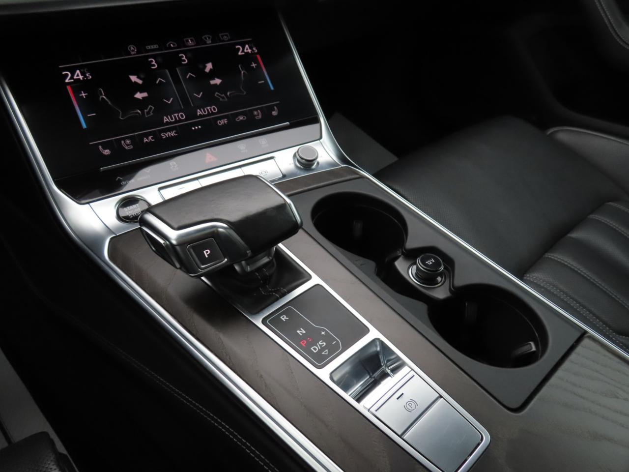 2021 Audi A6 Technik Pkg - Navigation System - Backup Camera !! Photo