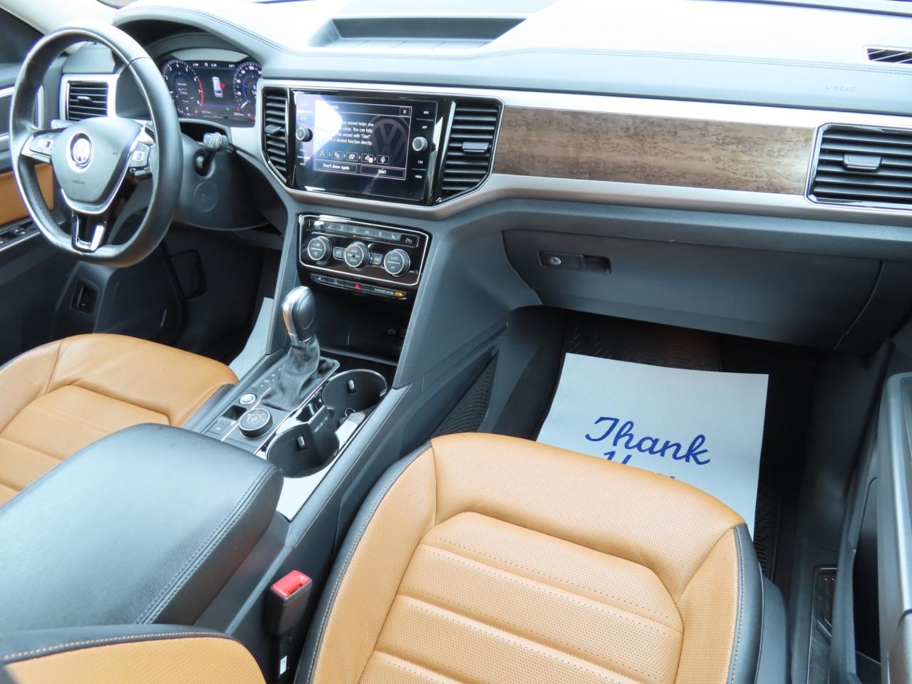 2018 Volkswagen Atlas EXECLINE PKG - 3.6L 4MOTION - V6 - 22,000KMS ONLY !! Photo