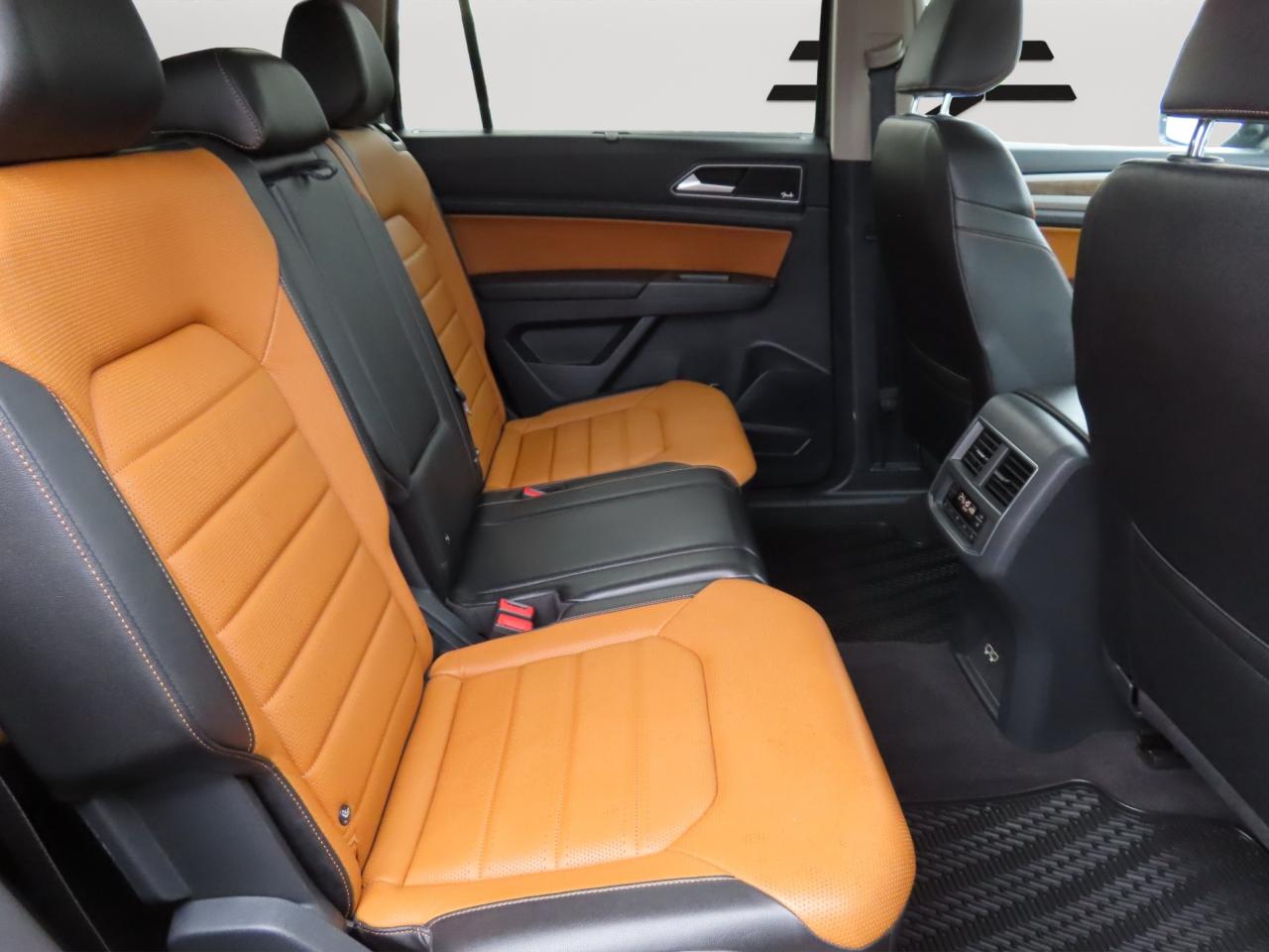 2018 Volkswagen Atlas EXECLINE PKG - 3.6L 4MOTION - V6 - 22,000KMS ONLY !! Photo