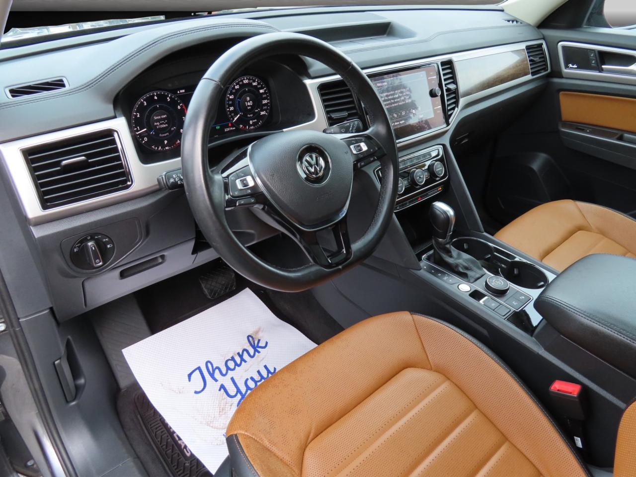 2018 Volkswagen Atlas EXECLINE PKG - 3.6L 4MOTION - V6 - 22,000KMS ONLY !! Photo