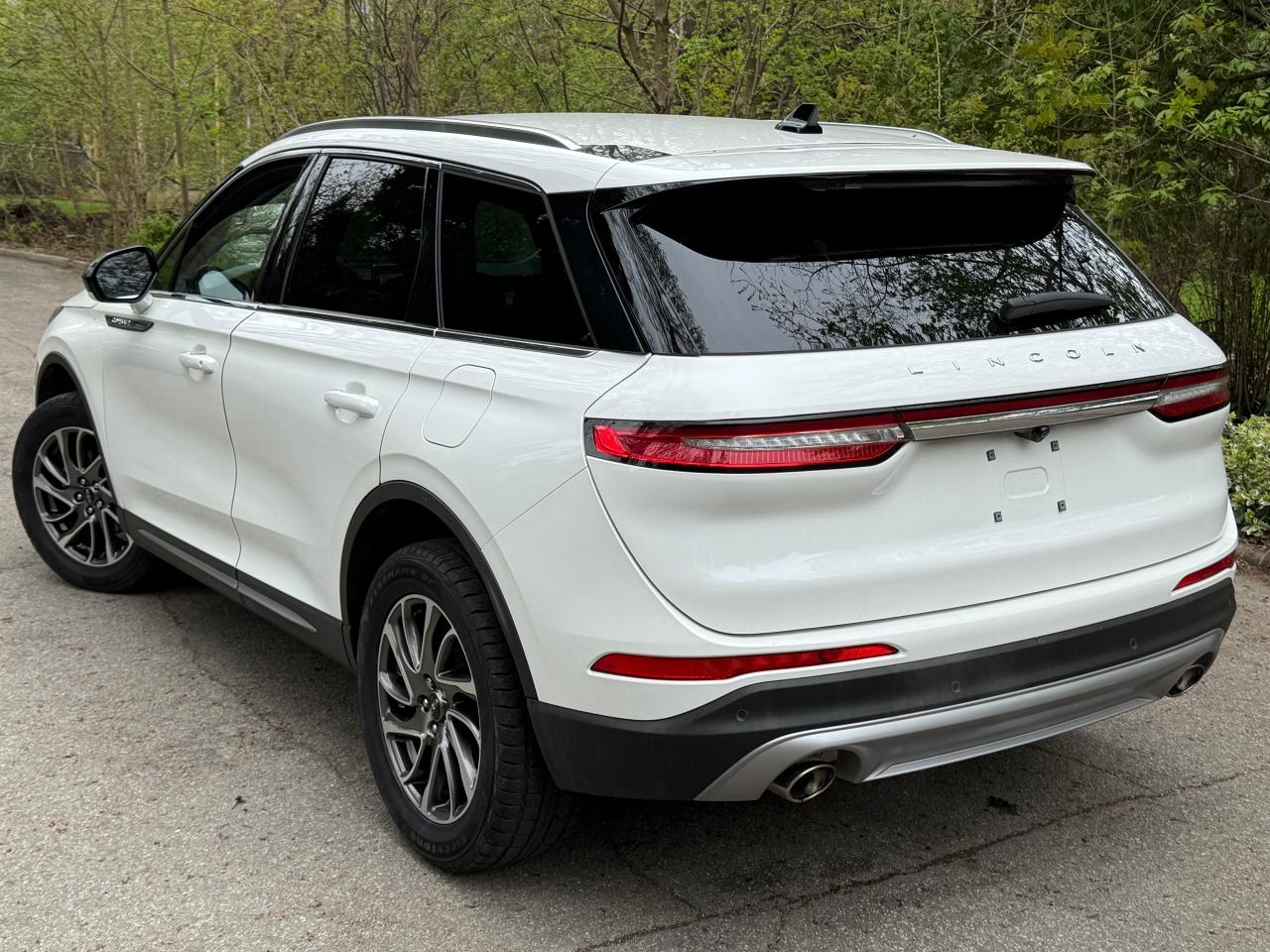 2020 Lincoln Corsair Standard - Photo #3