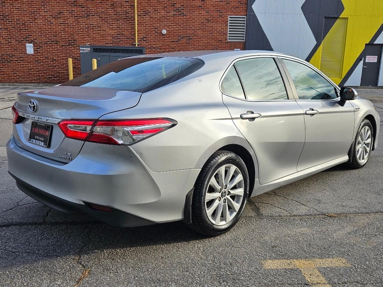 2019 Toyota Camry HYBRID LE-CERTIFIED-FINANCE AVAILABLE Photo4