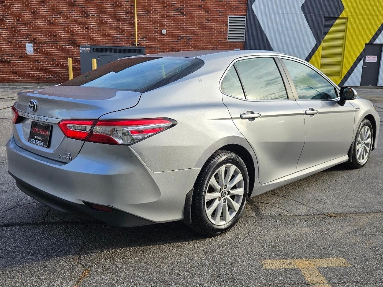 2019 Toyota Camry HYBRID LE-CERTIFIED-FINANCE AVAILABLE Photo