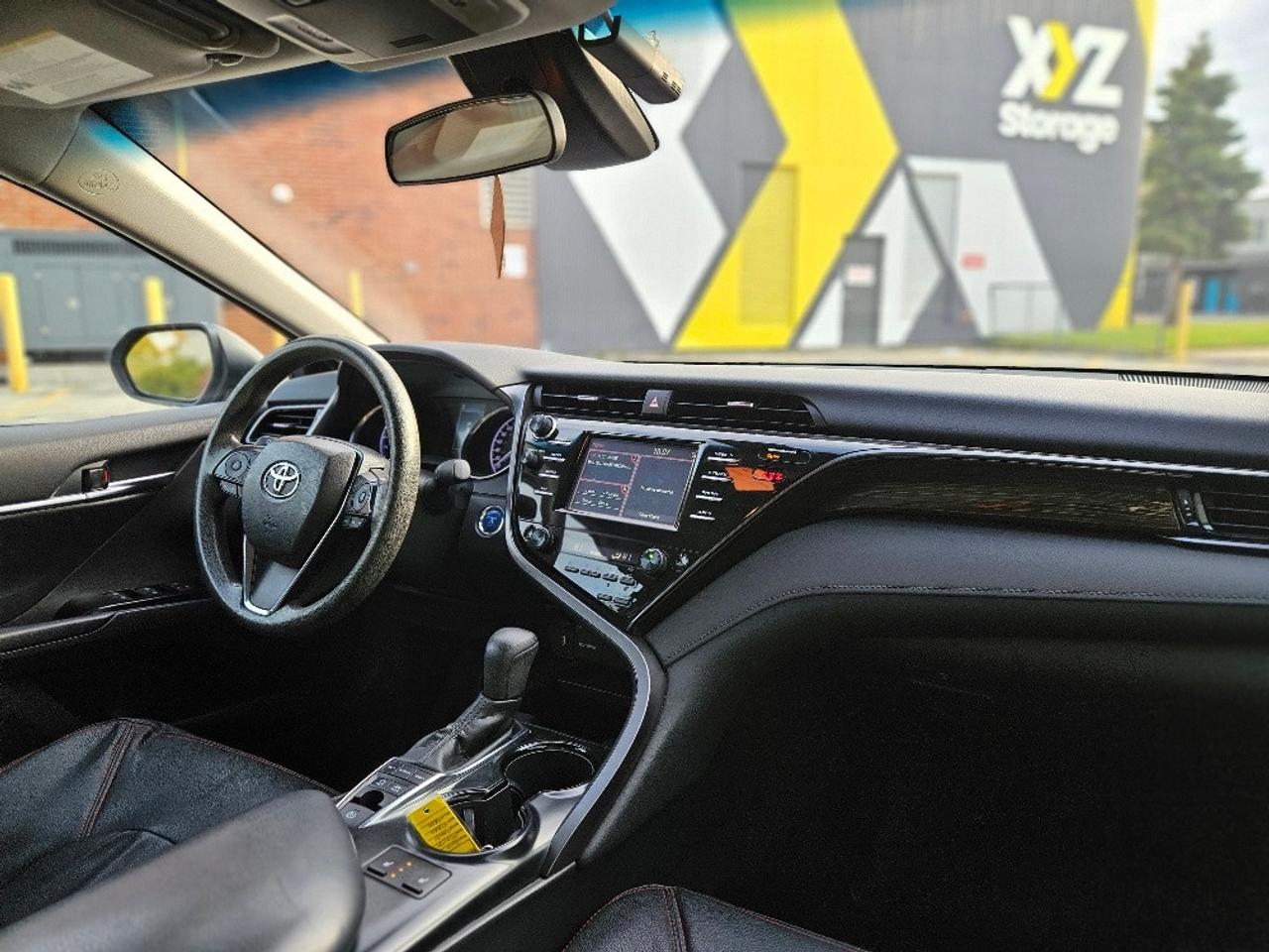 2019 Toyota Camry HYBRID LE-CERTIFIED-FINANCE AVAILABLE Photo