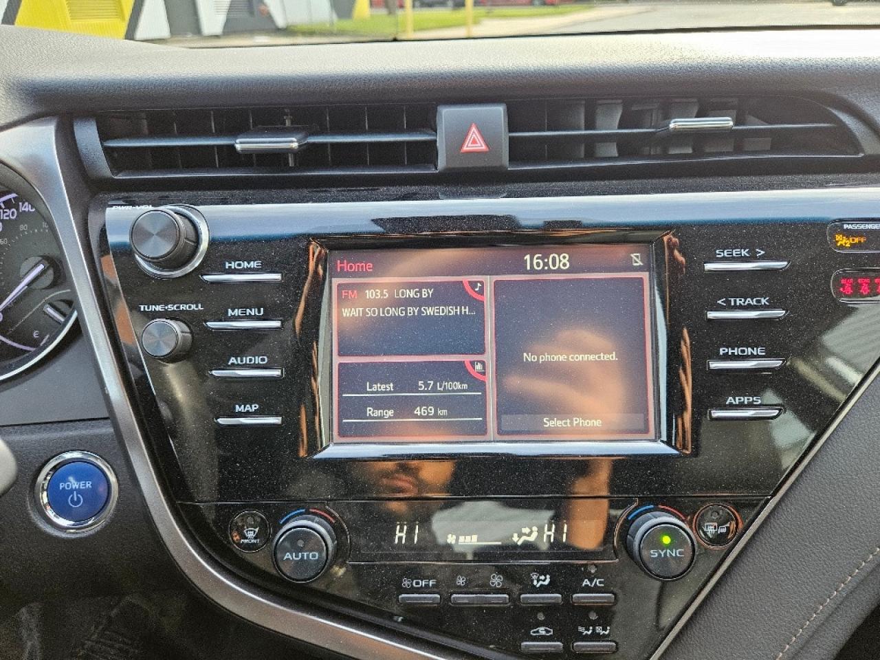 2019 Toyota Camry HYBRID LE-CERTIFIED-FINANCE AVAILABLE Photo