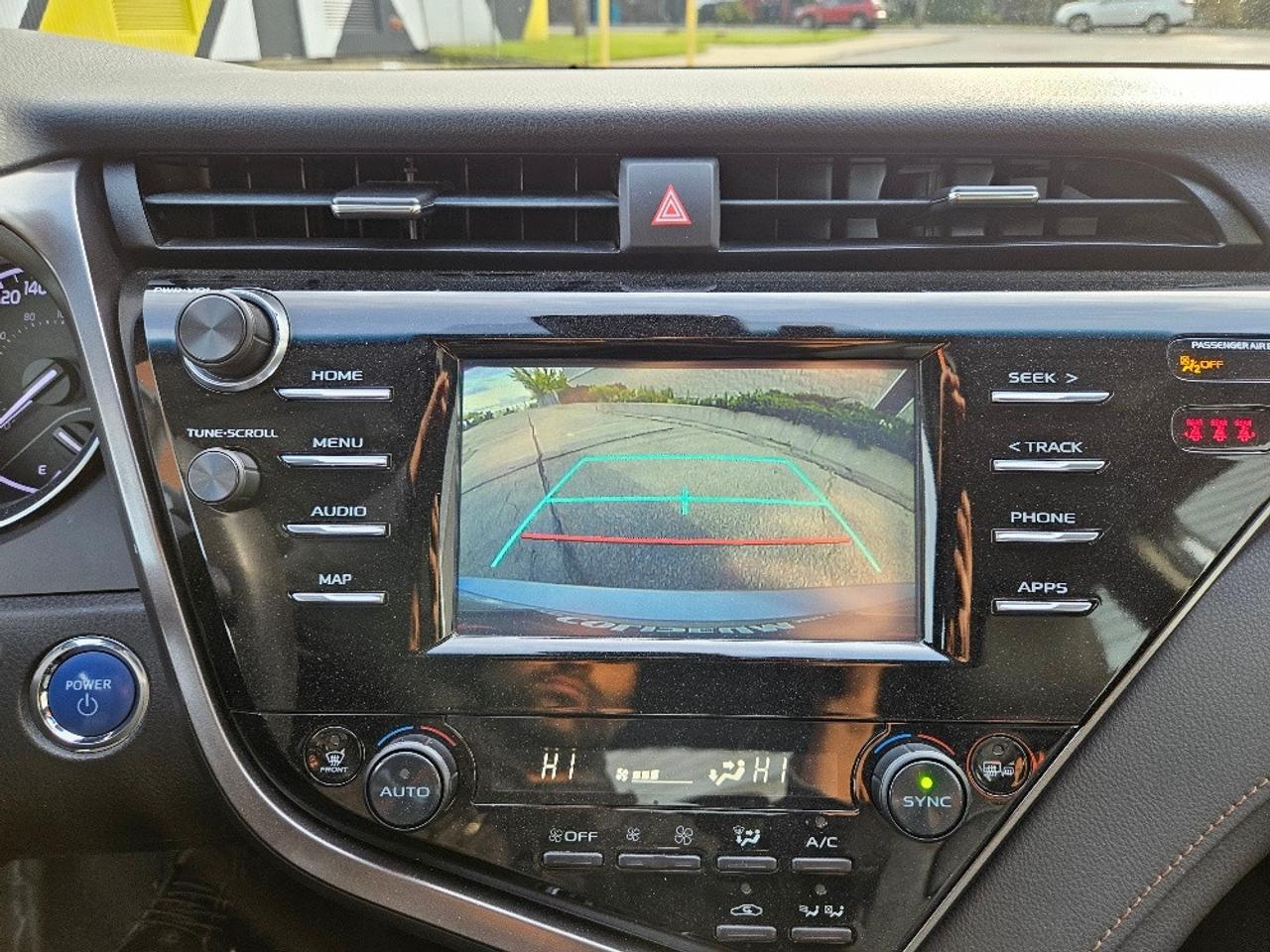 2019 Toyota Camry HYBRID LE-CERTIFIED-FINANCE AVAILABLE Photo