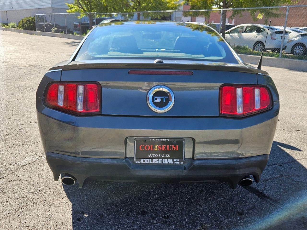 2011 Ford Mustang GT-5.0L V8 COYOTE-GLASS ROOF-CERTIFIED Photo3