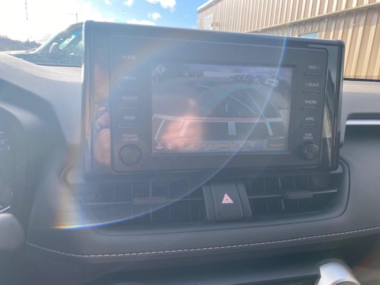 2022 Toyota RAV4 LE 4WD - Photo #15