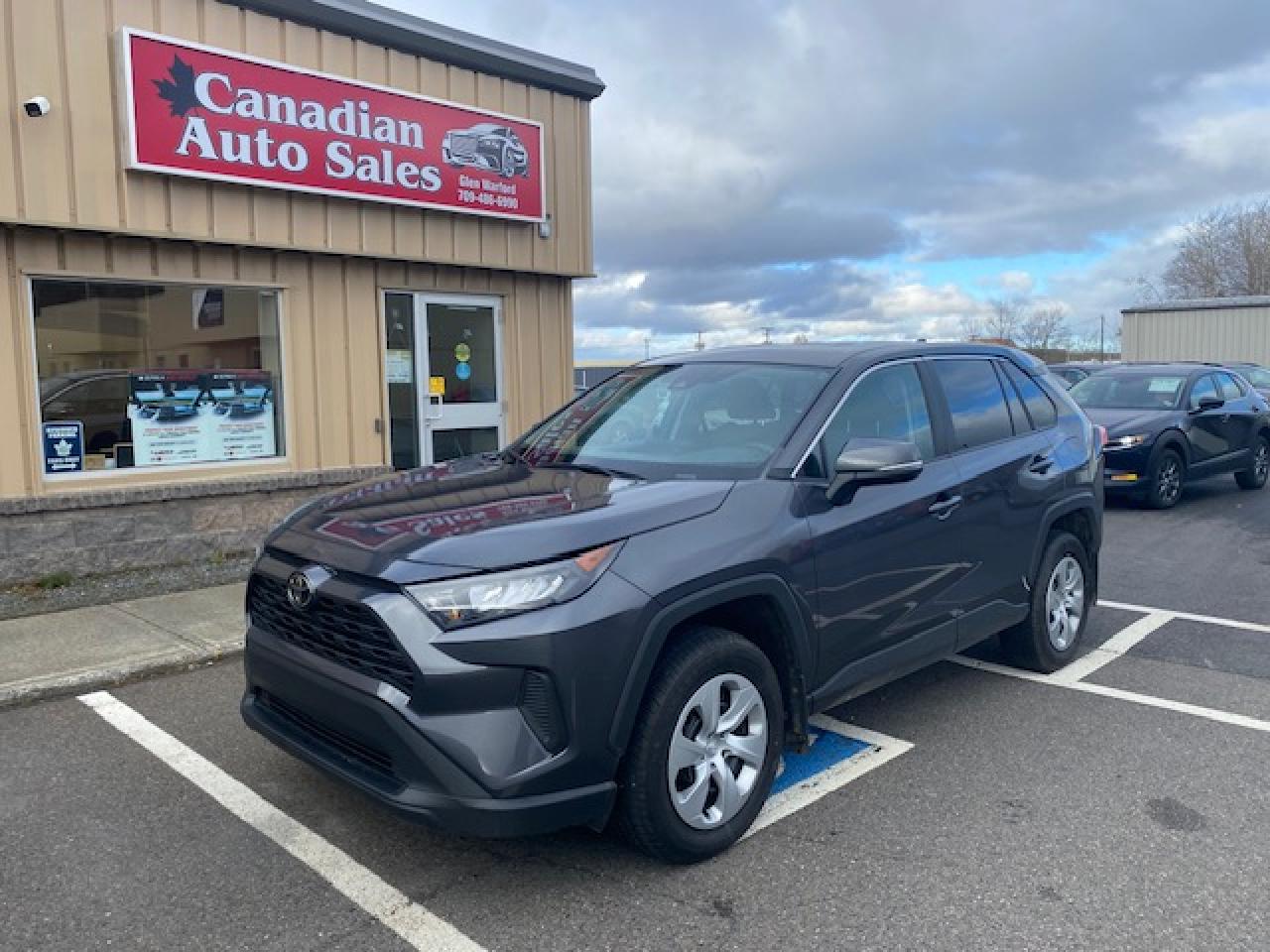 2022 Toyota RAV4 LE 4WD - Photo #1