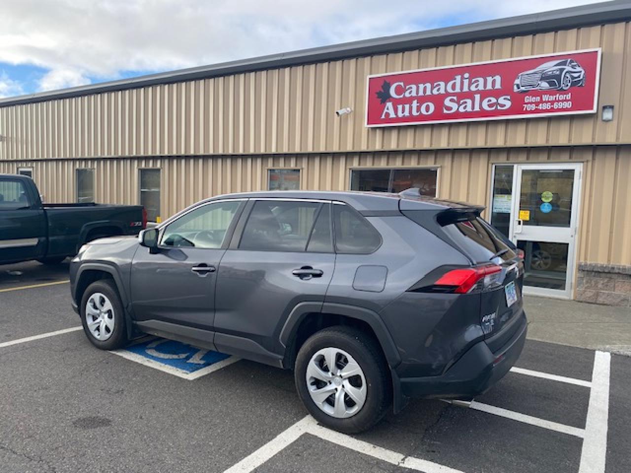 2022 Toyota RAV4 LE 4WD - Photo #2