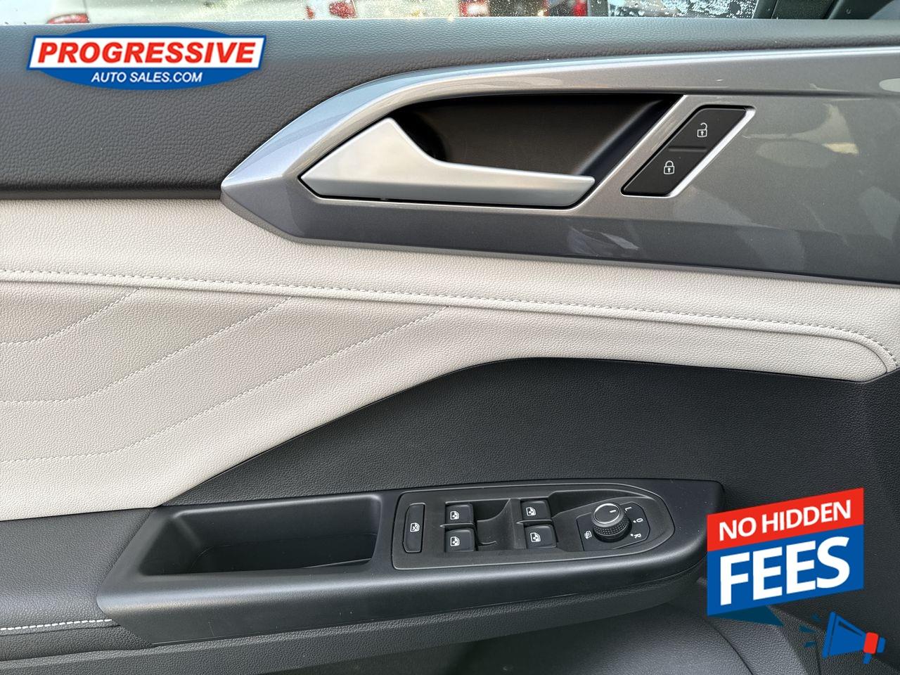 2025 Volkswagen Taos Highline Photo