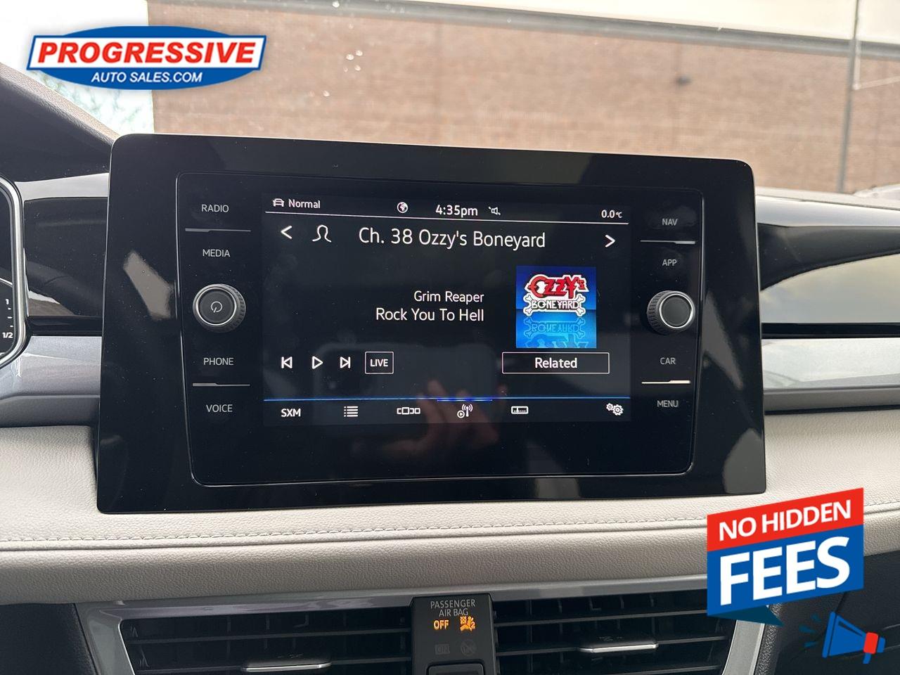 2025 Volkswagen Taos Highline Photo