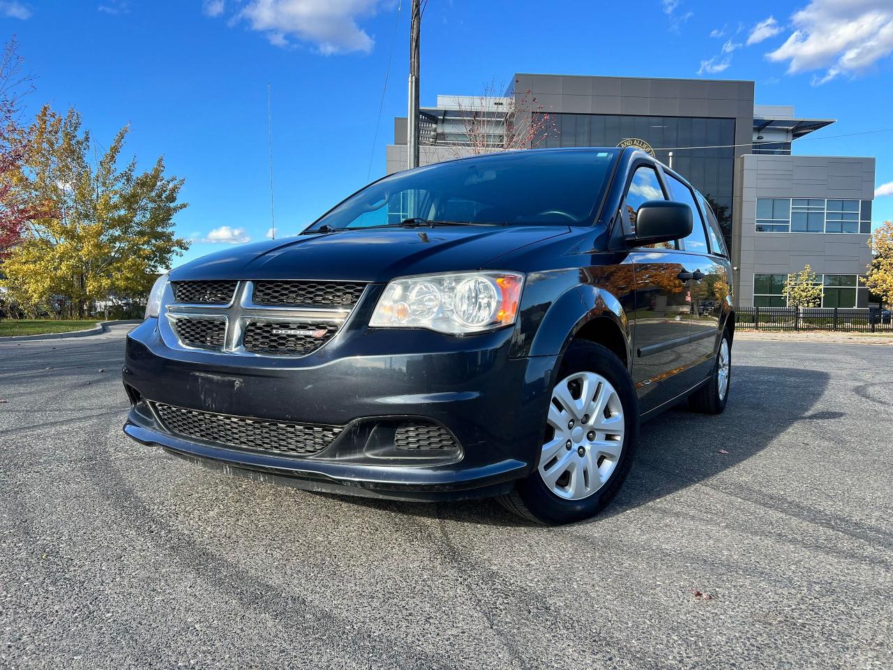2014 Dodge Grand Caravan SE Photo3