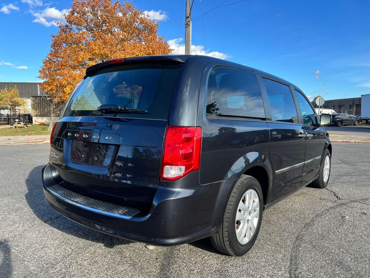 2014 Dodge Grand Caravan SE - Photo #7