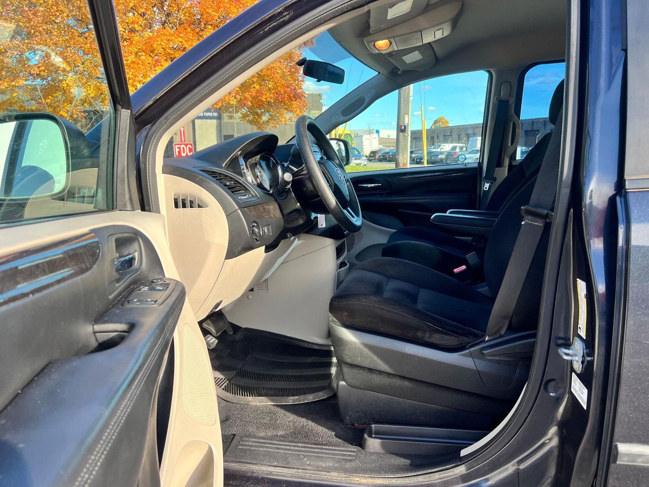 2014 Dodge Grand Caravan SE - Photo #13