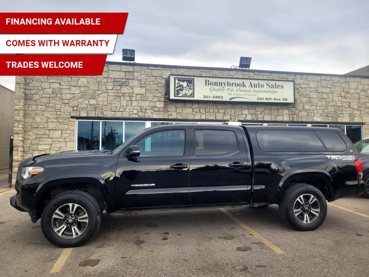 Used 2017 Toyota Tacoma 4WD Double Cab V6 TRD Sport/Navigation/Back up Cam for sale in Calgary, AB