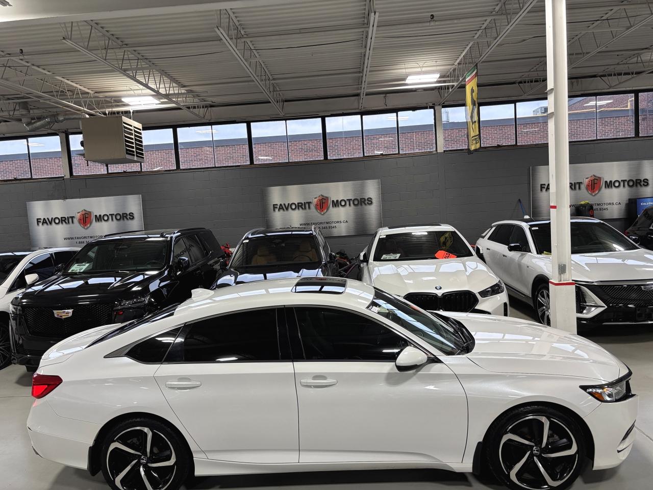 2019 Honda Accord Sedan Sport|MANUAL|LEATHER|SUNROOF|BLINDSPOTCAM|ALLOYS|+ Photo2