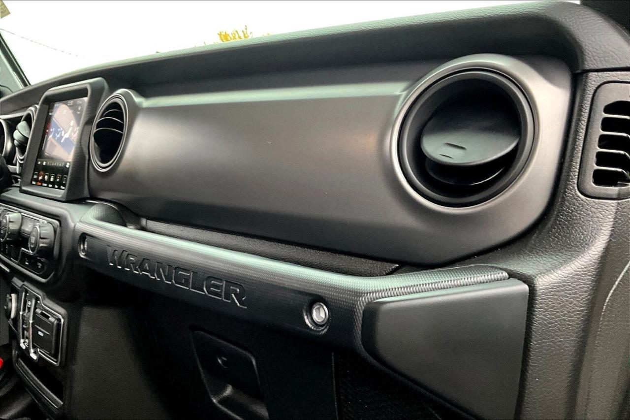 2023 Jeep Wrangler Willys 4Dr | Alpine | 8.4" NAV | 4X4 Photo