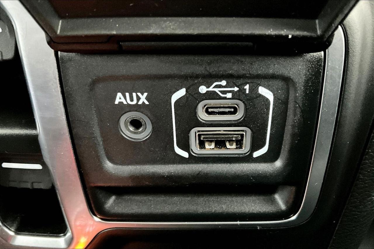 2023 Jeep Wrangler Willys 4Dr | Alpine | 8.4" NAV | 4X4 Photo