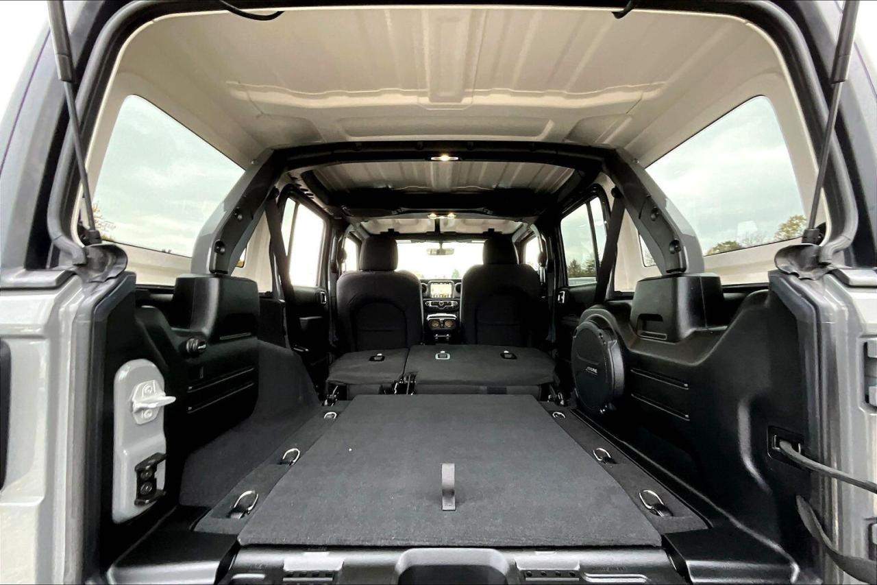 2023 Jeep Wrangler Willys 4Dr | Alpine | 8.4" NAV | 4X4 Photo