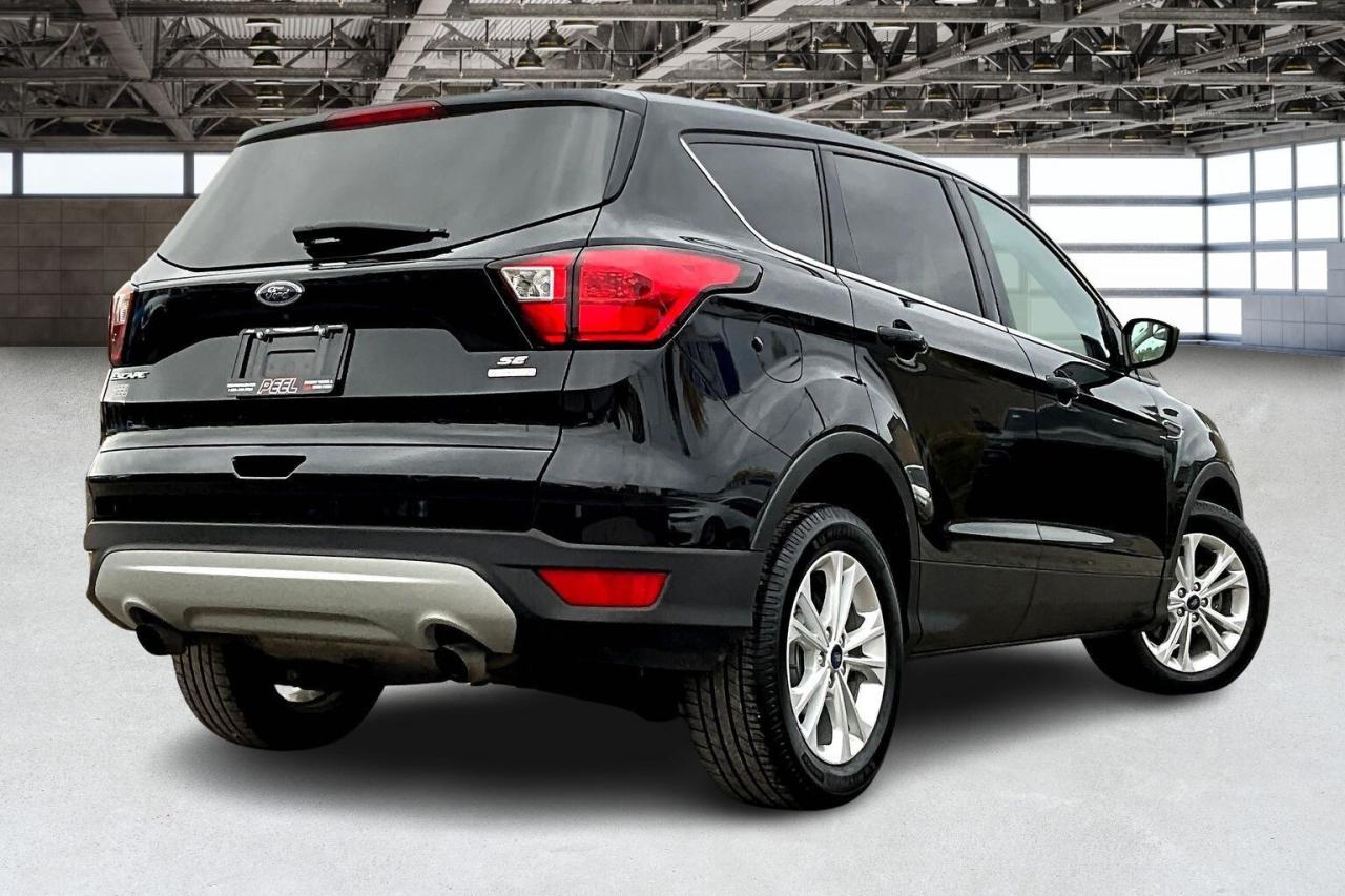 2019 Ford Escape SE | Heated Seats | Remote Start | NAV | FWD Photo