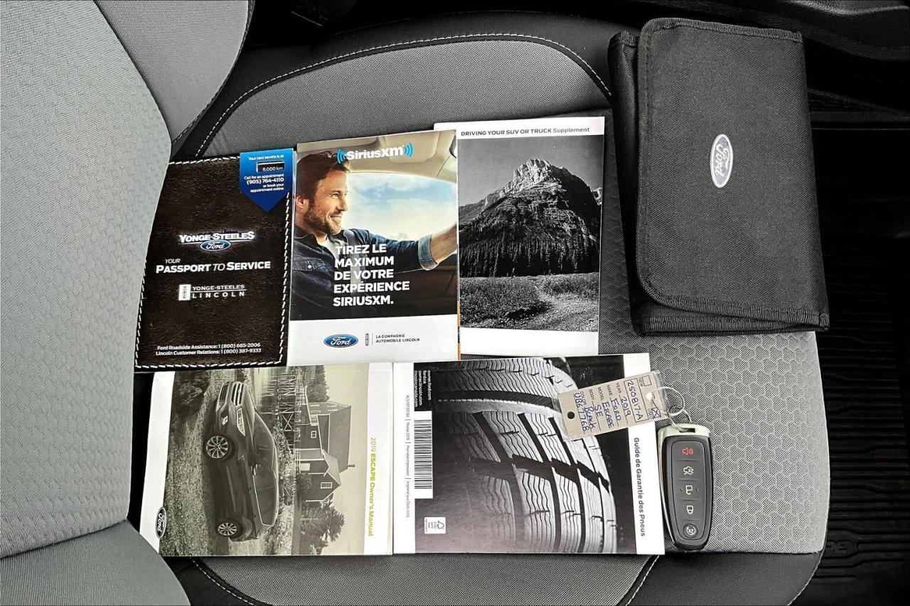 2019 Ford Escape SE | Heated Seats | Remote Start | NAV | FWD Photo
