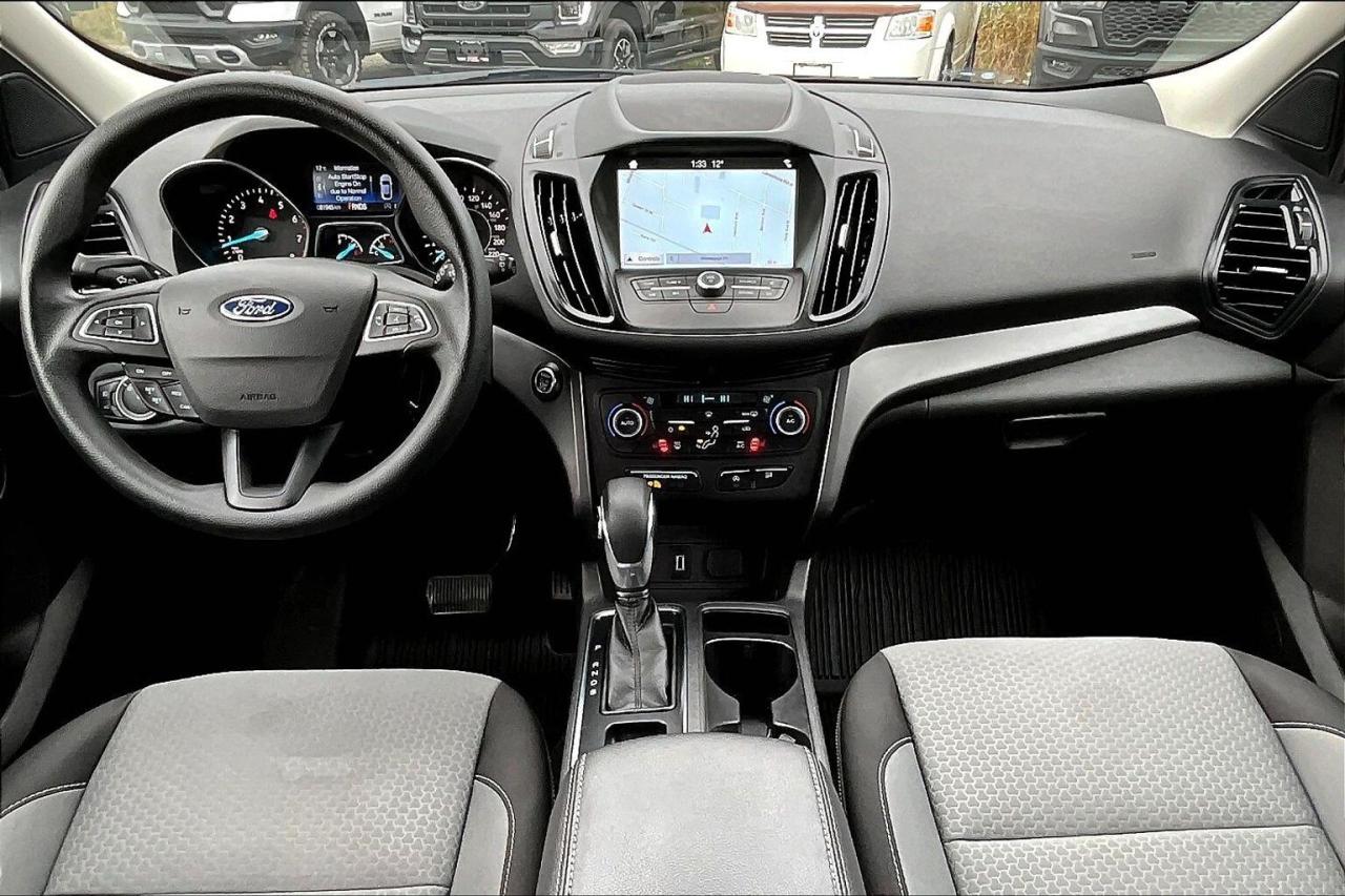 2019 Ford Escape SE | Heated Seats | Remote Start | NAV | FWD Photo