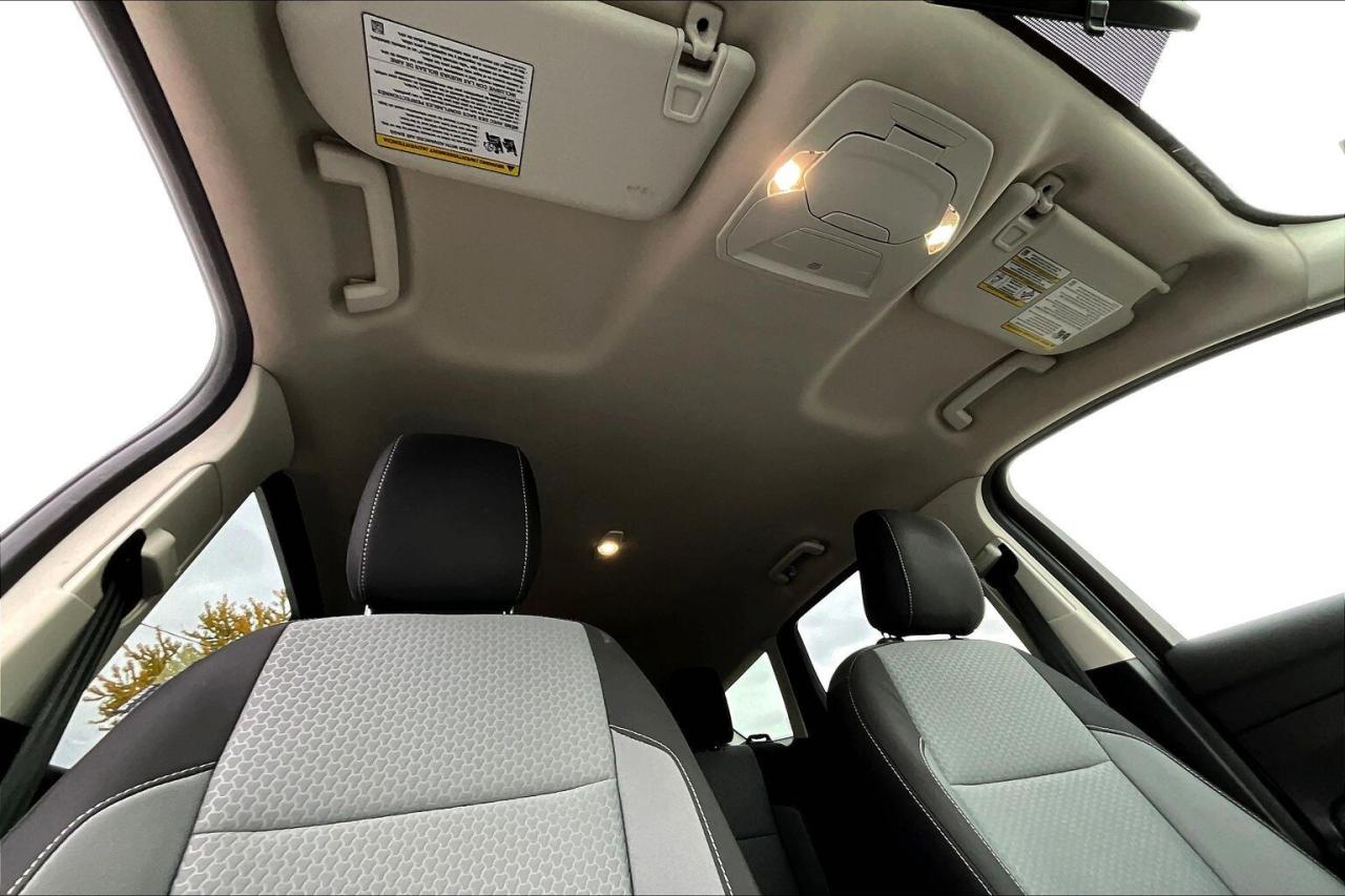 2019 Ford Escape SE | Heated Seats | Remote Start | NAV | FWD Photo