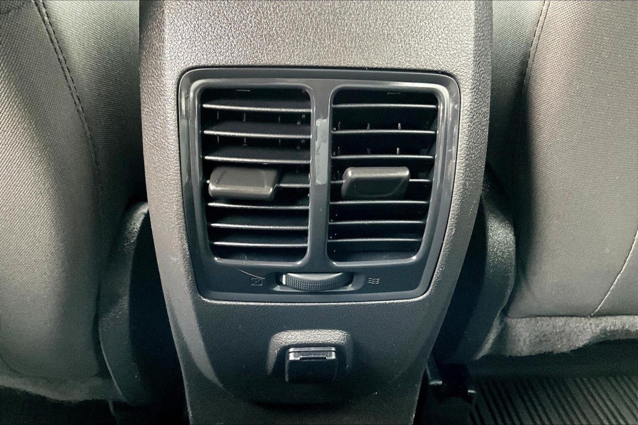 2019 Ford Escape SE | Heated Seats | Remote Start | NAV | FWD Photo