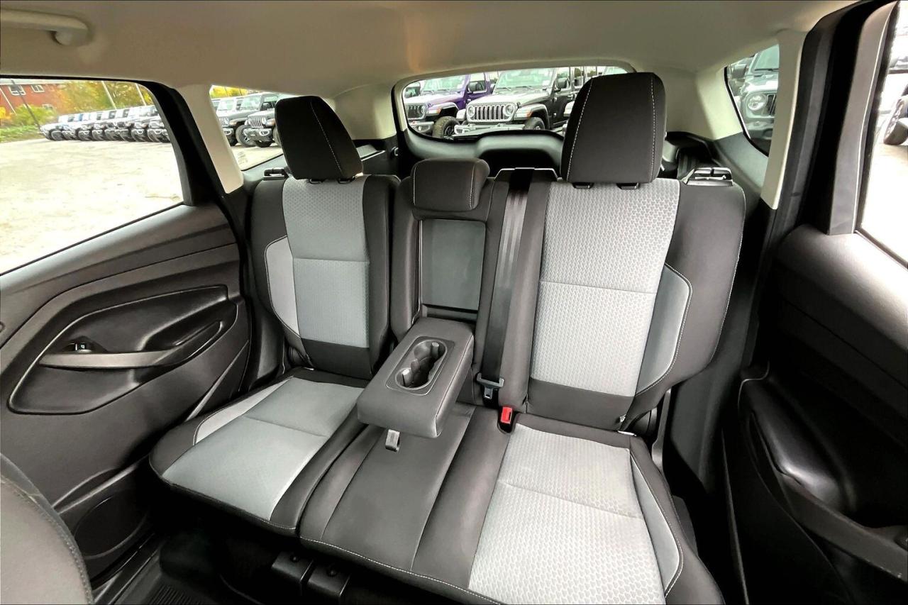 2019 Ford Escape SE | Heated Seats | Remote Start | NAV | FWD Photo