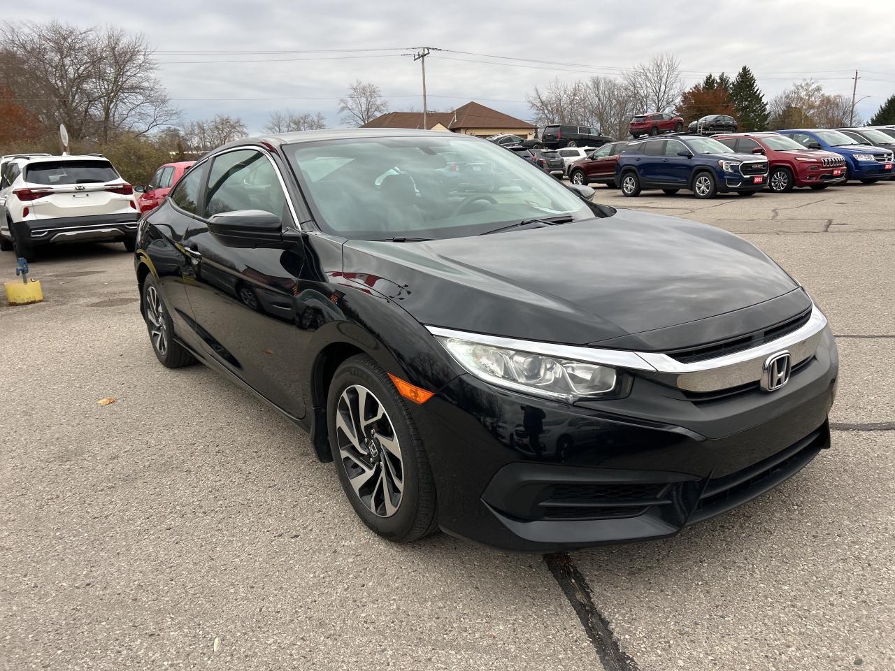 2018 Honda Civic COUPE LX, 6 SPEED MANUAL, CLEAN CARFAX, BACK UP CAM! - Photo #4