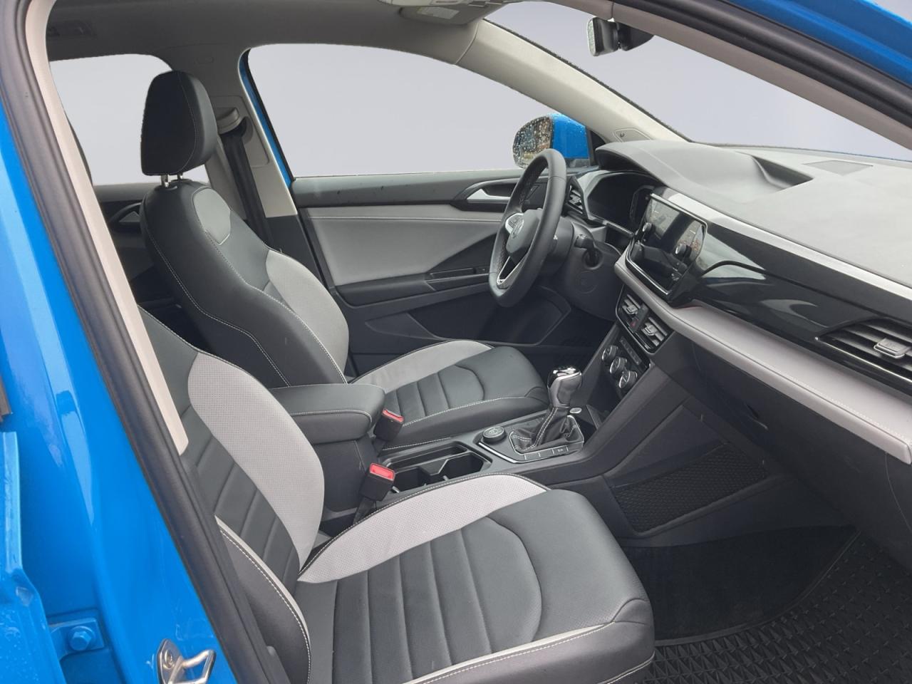 2023 Volkswagen Taos 1.5L One Owner! 19" Black Wheel Pkg! Clean CarFax! Photo