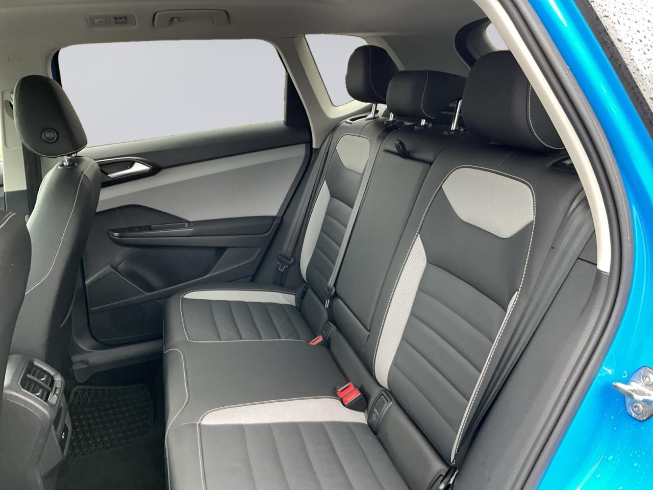 2023 Volkswagen Taos 1.5L One Owner! 19" Black Wheel Pkg! Clean CarFax! Photo