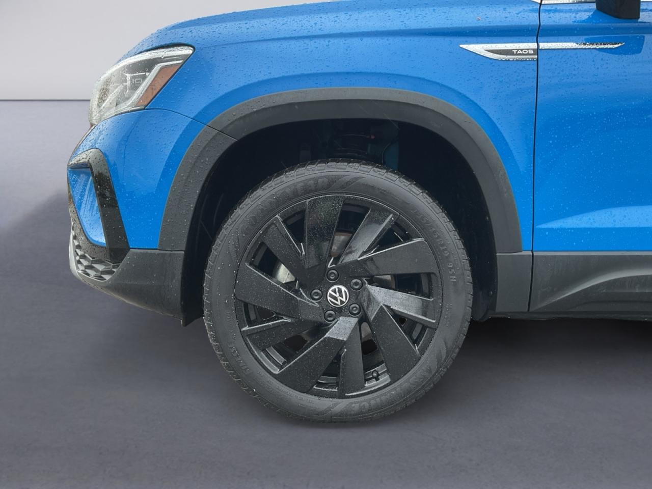 2023 Volkswagen Taos 1.5L One Owner! 19" Black Wheel Pkg! Clean CarFax! Photo