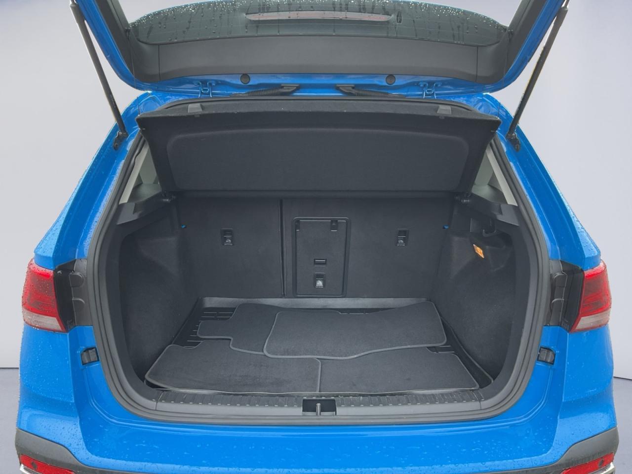 2023 Volkswagen Taos 1.5L One Owner! 19" Black Wheel Pkg! Clean CarFax! Photo