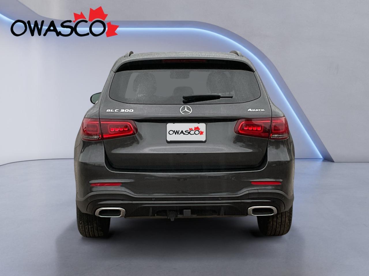 2022 Mercedes-Benz GLC 2.0L GLC 300! One Local Owner! Clean CarFax! Photo4