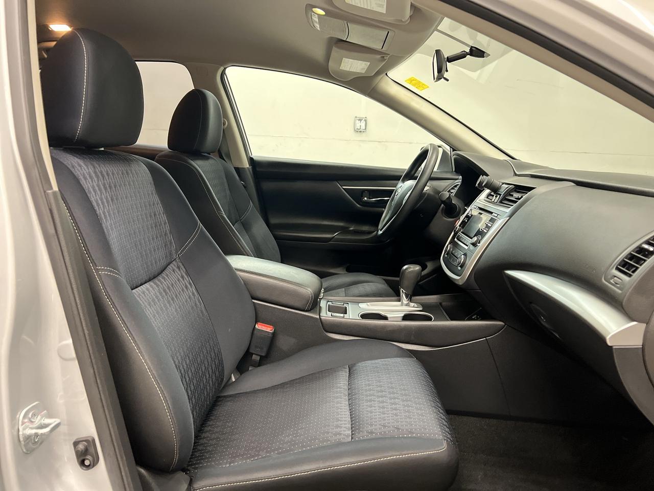 2017 Nissan Altima SV | LOW KMS! | HTD SEATS | REMOTE START | A/C Photo