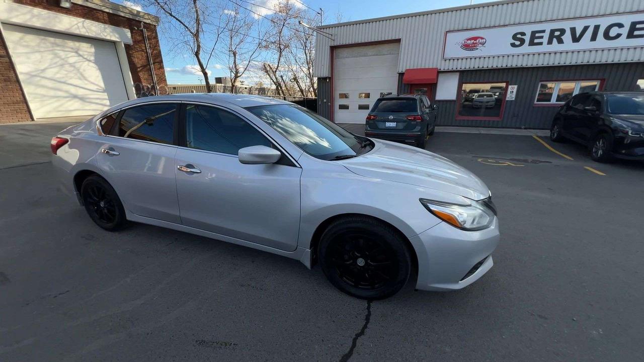 2017 Nissan Altima SV | LOW KMS! | HTD SEATS | REMOTE START | A/C Photo